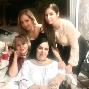 Meet your Posher, Lorena